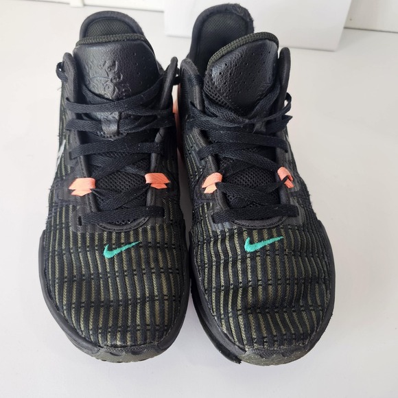 Nike LeBron Witness 6 Black Sequoia Silver CZ4052-001 Mens Basketball Shoes 7.5 - Picture 2 of 16